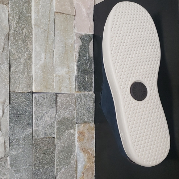 UGG Pismo Men's Low Sneaker - Picture 8 of 8